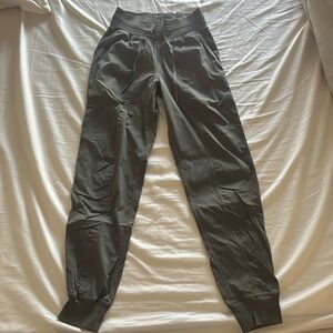 lululemon dance studio jogger